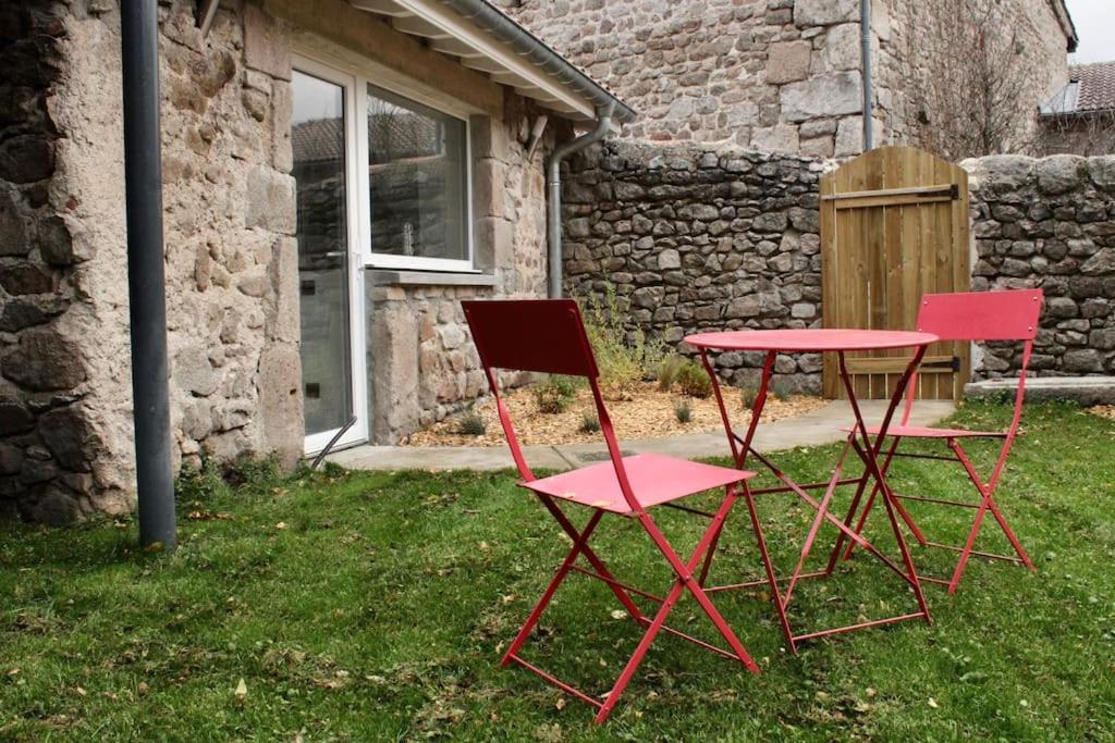 Superbe Appartement Avec Jacuzzi Et Jardin Prive Marlhes Eksteriør bilde